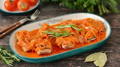 白身魚がしっとり仕上がる—野菜たっぷりトマトマリネ焼き＆キャベツ重ね焼き（作り置きOK）